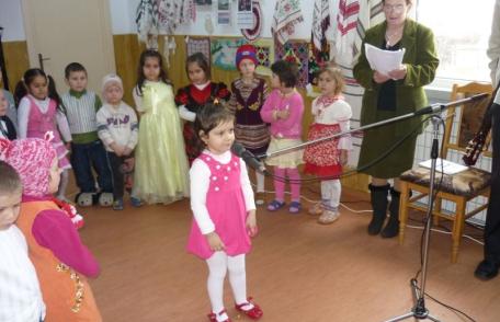 8 MARTIE – Sărbătoare de suflet la Școala Primară nr.2 Saucenița - FOTO