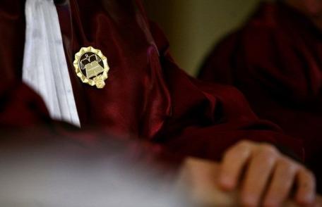 NEWS ALERT: Presedintele vs Curtea Constitutionala