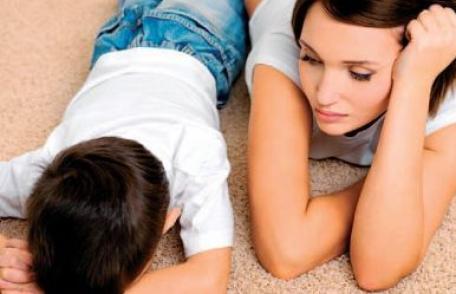 Cele mai frecvente minciuni pe care părinţii le spun copiilor