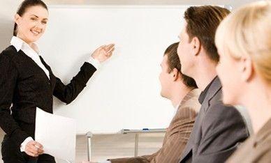 Oferte cursuri „Inspector resurse umane”, „Lucrător în tricotaje confecții” și „Lucrător în comerț”