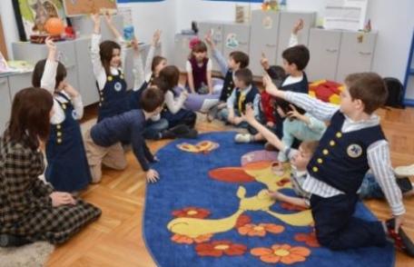 Mii de cereri, în prima zi de înscriere pentru clasa pregătitoare. Descarcă situația pentru fiecare judeţ