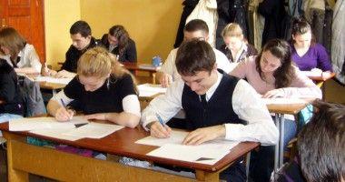 Vezi rezultatele obţinute de elevii dorohoieni la olimpiada judeţeană la limba engleză și limba franceză