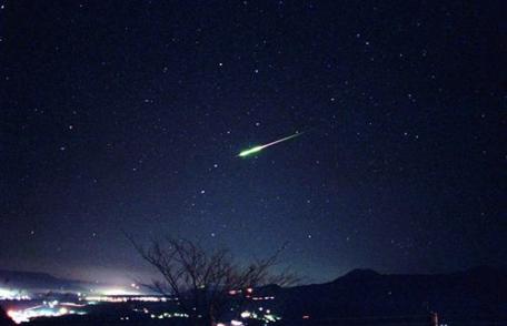 Ploaie de stele, pe cerul României: Lyridele vor putea fi observate duminică noaptea