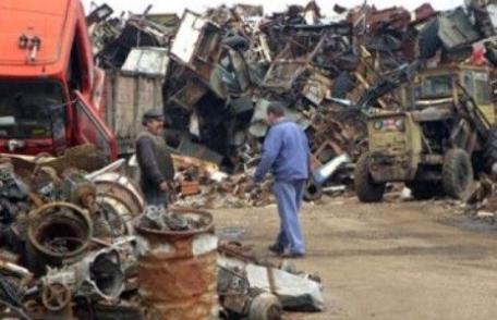 Se scoate plata cash din comerţul cu fier vechi