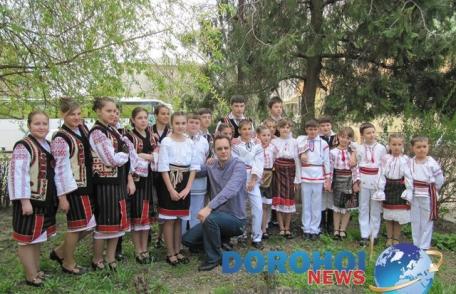 Premiul I obținut la Focșani de formațiile de dansuri din Dorohoi, „Alunelul” și „Stejărelul” - FOTO