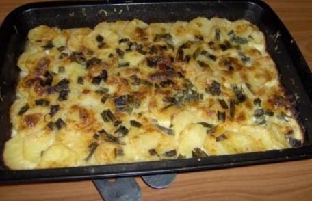 Cartofi noi gratinați