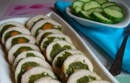 Ruladă de pui cu spanac