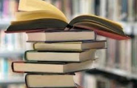 Caleidoscop în cuvinte, de WEEKEND: LA CASA LOR ESTE O UŞĂ, ATUNCI SUNT BOGAŢI !