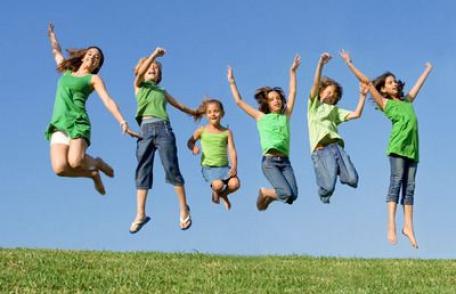 Vacanța de vară a elevilor ar putea fi prelungită. Vezi cine cere încheierea anului şcolar la 1 iunie