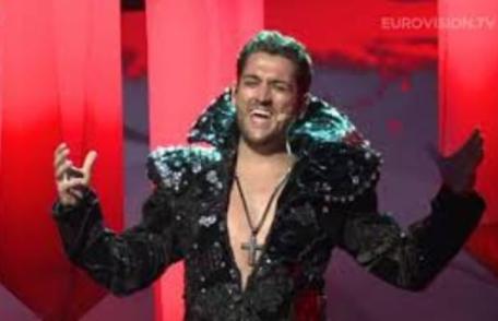 Cezar Ouatu s-a calificat în finala Eurovision 2013
