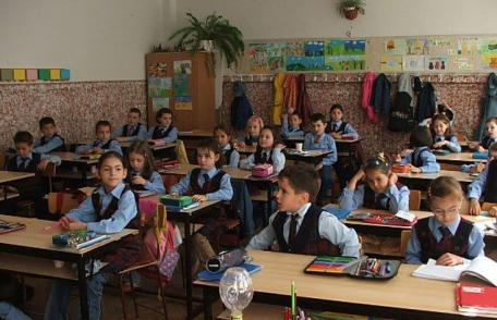 Ministrul Pricopie legalizează fondul clasei. Școlile vor avea mai mulţi bani