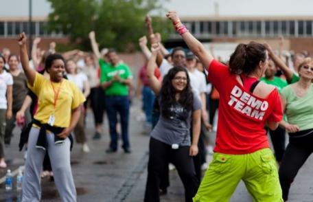 FLASH- MOB antidrog organizat la Dorohoi - Prea liber să fii condus! Mai ales de stupefiante! 