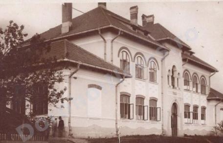 Dorohoi – File de Istorie: Personalităţi dorohoiene născute în luna mai ALBU CONSTANTIN (1929) - profesor universitar