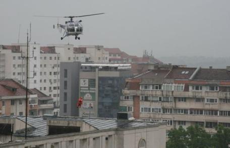 Exerciţiu în caz de urgenţă la Teatrul Mihai Eminescu Botoșani - FOTO
