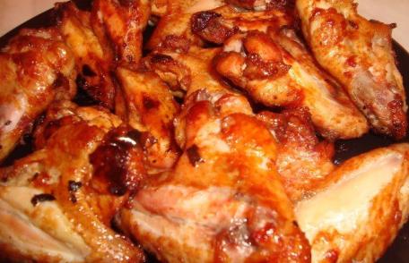 Aripioare de pui dulci-acrişoare