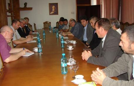 Criza de personal şi sporurile discriminatorii reclamate la prefect de BNS Botoşani