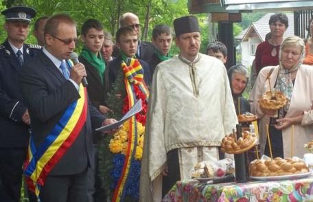 Ziua eroilor sărbătorită la Văculești - FOTO