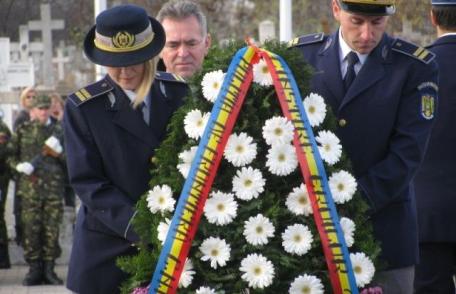 Poliţiştii de frontieră botoşăneni au omagiat eroii neamului