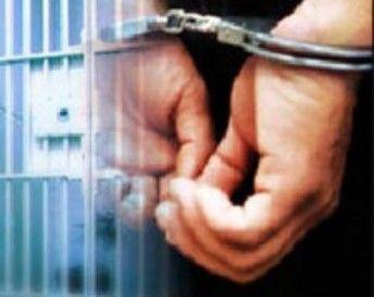 Suspect de săvârşirea mai multor infracţiuni de tâlhărie şi furt calificat, identificat şi reţinut de poliţişti 
