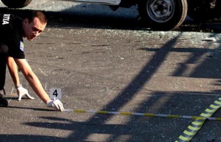 Un şofer a accidentat mortal un pieton, după care a părăsit locul accidentului