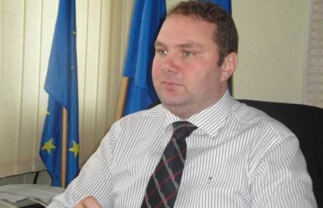 Instituţia Prefectului susține înfiinţarea unor posturi de mediatori şcolari pentru romi