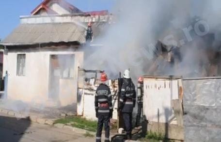 Doi copii au murit arşi de vii într-un incendiu devastator produs sâmbătă după amiază