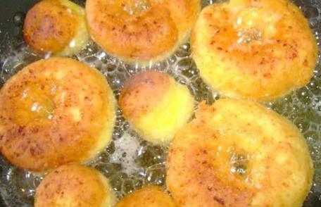 Papanasi din branza de vaci