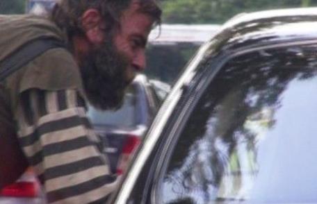 Mircea Lucescu, atacat în trafic, la semafor!