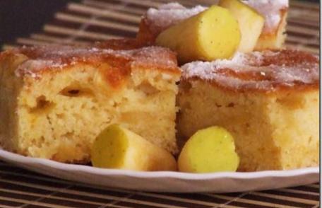 Prăjitură cu mere în aluat