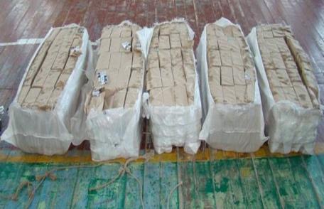 Preot din Cândești, urmărit penal pentru contrabandă cu ţigări