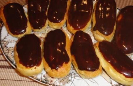 Eclere cu cremă de vanilie