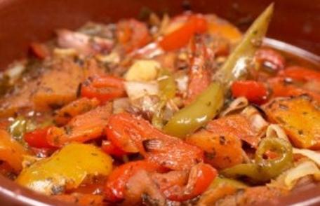 Legume în sos de roșii