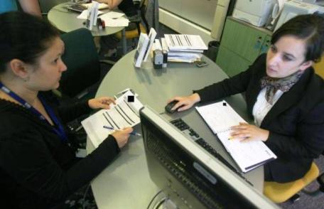 Nu permiteţi abuzurile băncilor. Reclamaţiile sunt simple şi eficiente