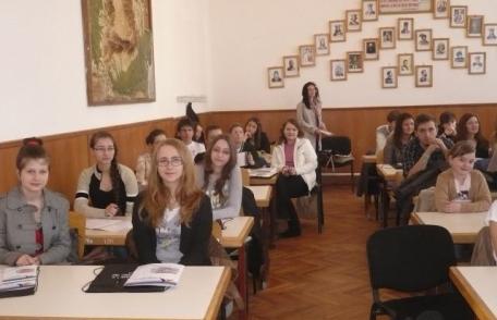 Despre presă la Colegiul Naţional „Grigore Ghica” Dorohoi - FOTO