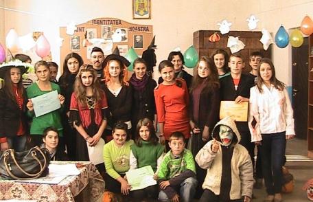 Welcome to Halloween Party la Școala Gimnazială Corlăteni - FOTO