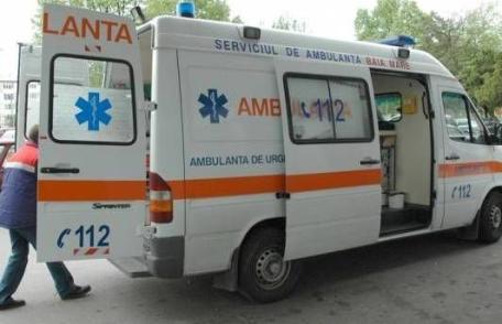 A ajuns de urgență la spital după ce și-a prins mâna în valțurile războiului de țesut