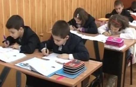 Efectul incredibil al catalogului virtual asupra elevilor. Profesorii sunt uluiţi