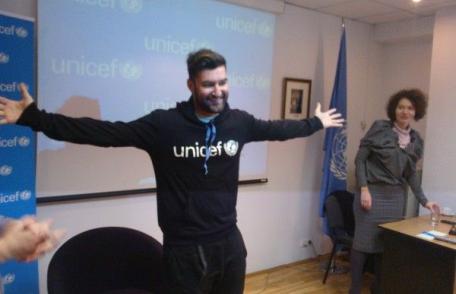 Smiley este noul ambasador UNICEF. Ce mesaj le transmite vedeta părinţilor care îşi bat copiii