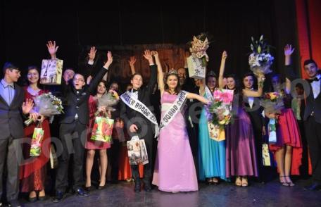 Miss și Mister Boboc 2013: Vezi câștigătorii Balului Bobocilor de la Seminarul Teologic Dorohoi - FOTO