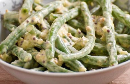 Salată de fasole verde