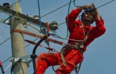 Atenție dorohoieni! Joi se va întrerupe furnizarea energiei electrice. Vezi zona afectată!