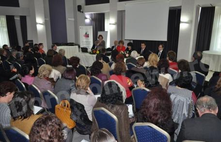 IȘJ Botoșani, gazda Conferinței Finale din cadrul Proiectului „Formarea continuă a profesorilor de limba română în societatea cunoaşterii” - FOTO