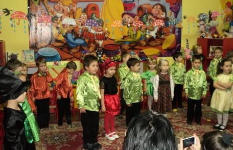 „Toamnă, ce frumoasă eşti!” – Activitate desfășurată la Grădinița nr.4 Dorohoi - FOTO