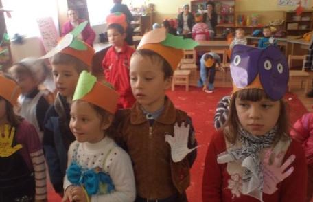 „Curcubeul schimbării” a răsărit la Grădiniţa din Dumbrăviţa - FOTO