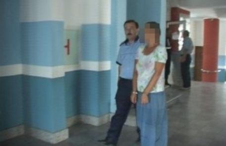 Dorohoianca care și-a incendiat verișoara, condamnată la 20 de ani de închisoare