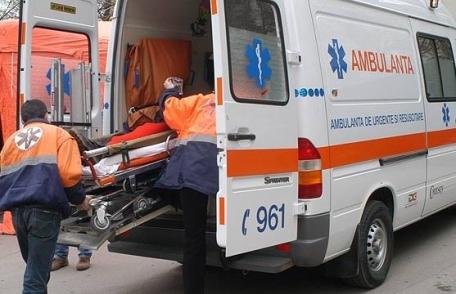 Bărbat cuprins de flăcări, salvat de un pompier care trecea prin zonă