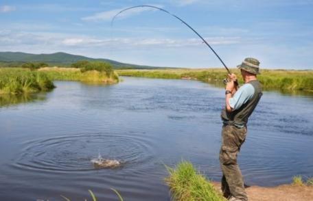 Din 2014, pescarii nu vor mai avea voie să arunce prada înapoi în apă