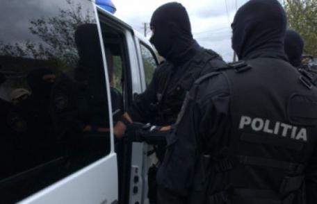 Percheziții efectuate în această dimineață la suspecți de infracțiuni contra libertății persoanei
