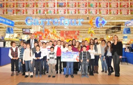 285.000 de elevi din aproximativ 650 de școli din 16 orașe au fost invitați de Carrefour să deseneze, la a XXIV-a ediție a concursului de desene!