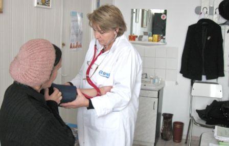 Aglomerație la medicii de familie. Din martie, o consultaţie ar putea costa chiar şi o sută de lei